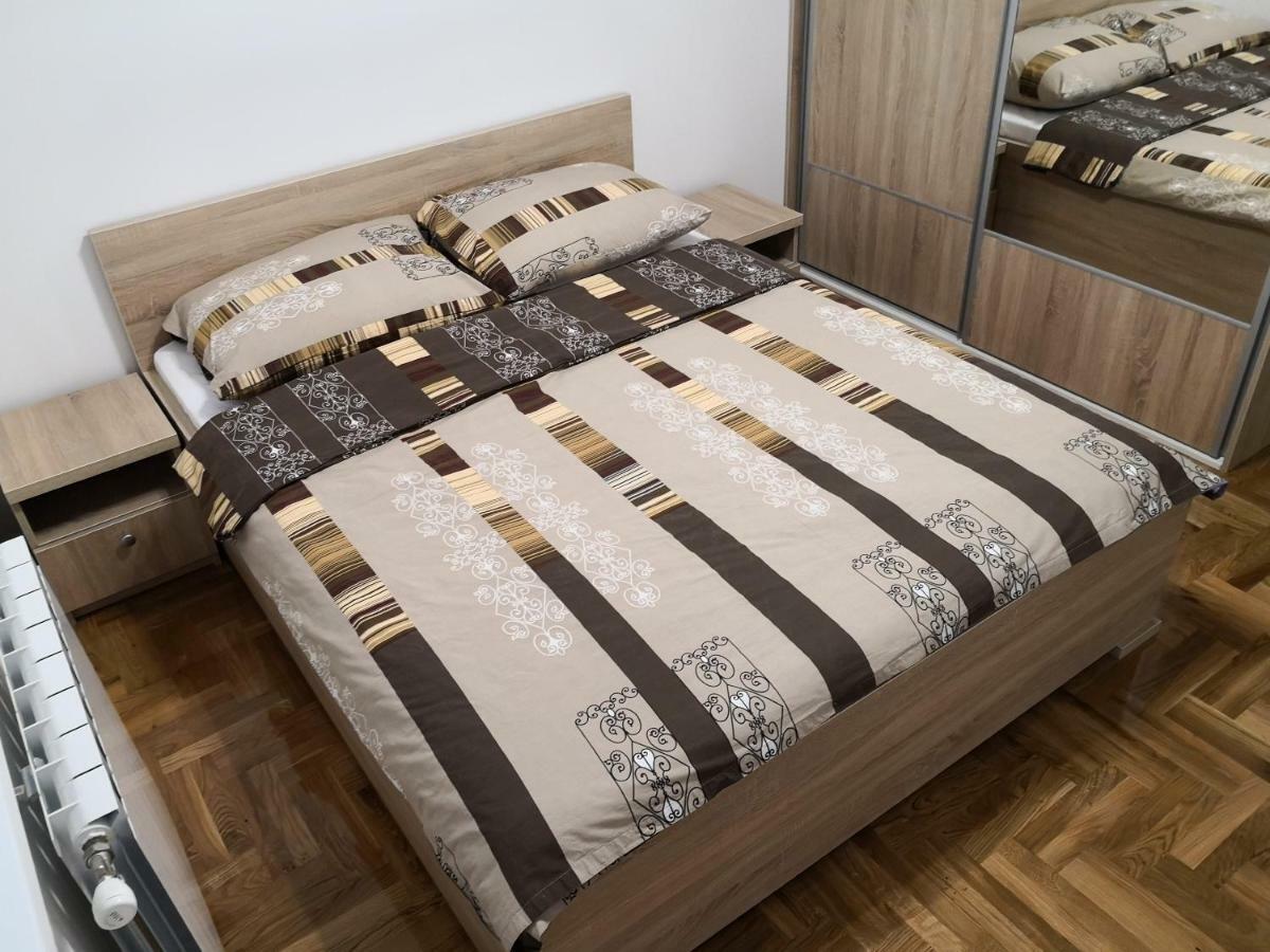 Apartman Gaga Lukavica Dış mekan fotoğraf
