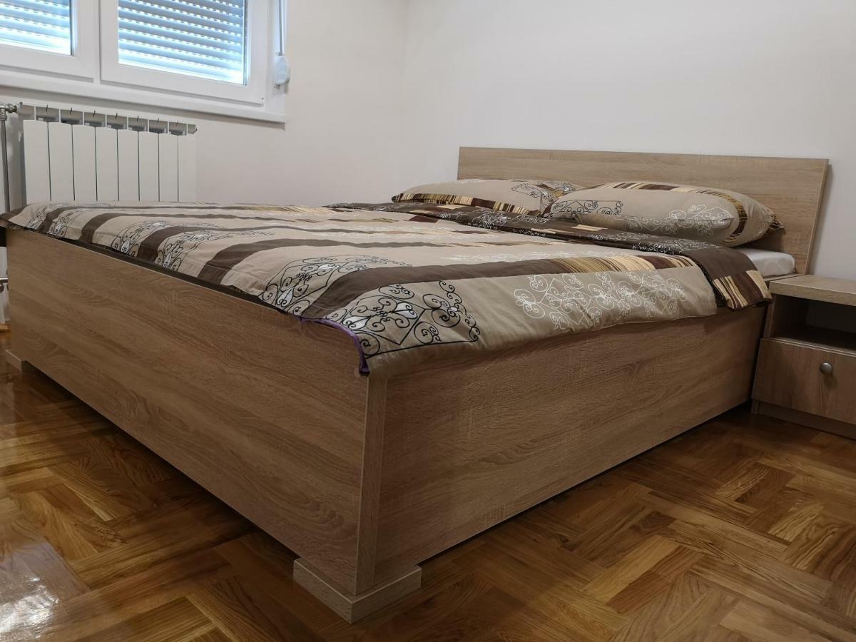 Apartman Gaga Lukavica Dış mekan fotoğraf