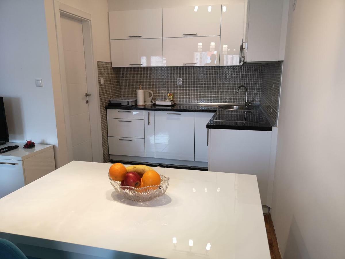 Apartman Gaga Lukavica Dış mekan fotoğraf