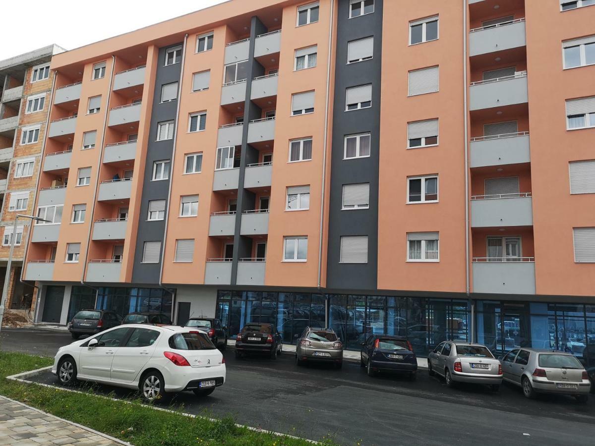 Apartman Gaga Lukavica Dış mekan fotoğraf