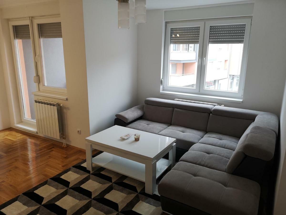 Apartman Gaga Lukavica Dış mekan fotoğraf